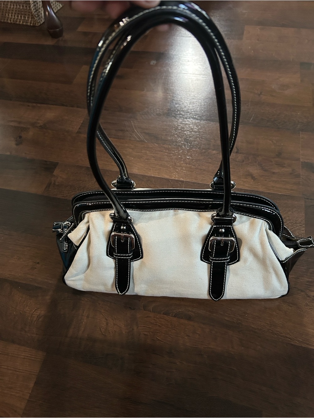 Classic Two-Tone Black and Cream Women’s Shoulder Bag